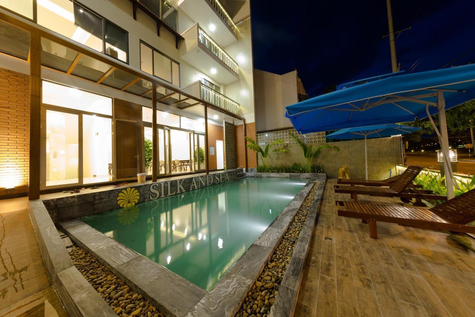 Silk And Sea Hotel Tan Thanh Exteriör bild
